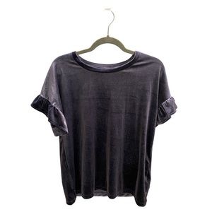 Sparkly T-shirt with ruffle sleeves